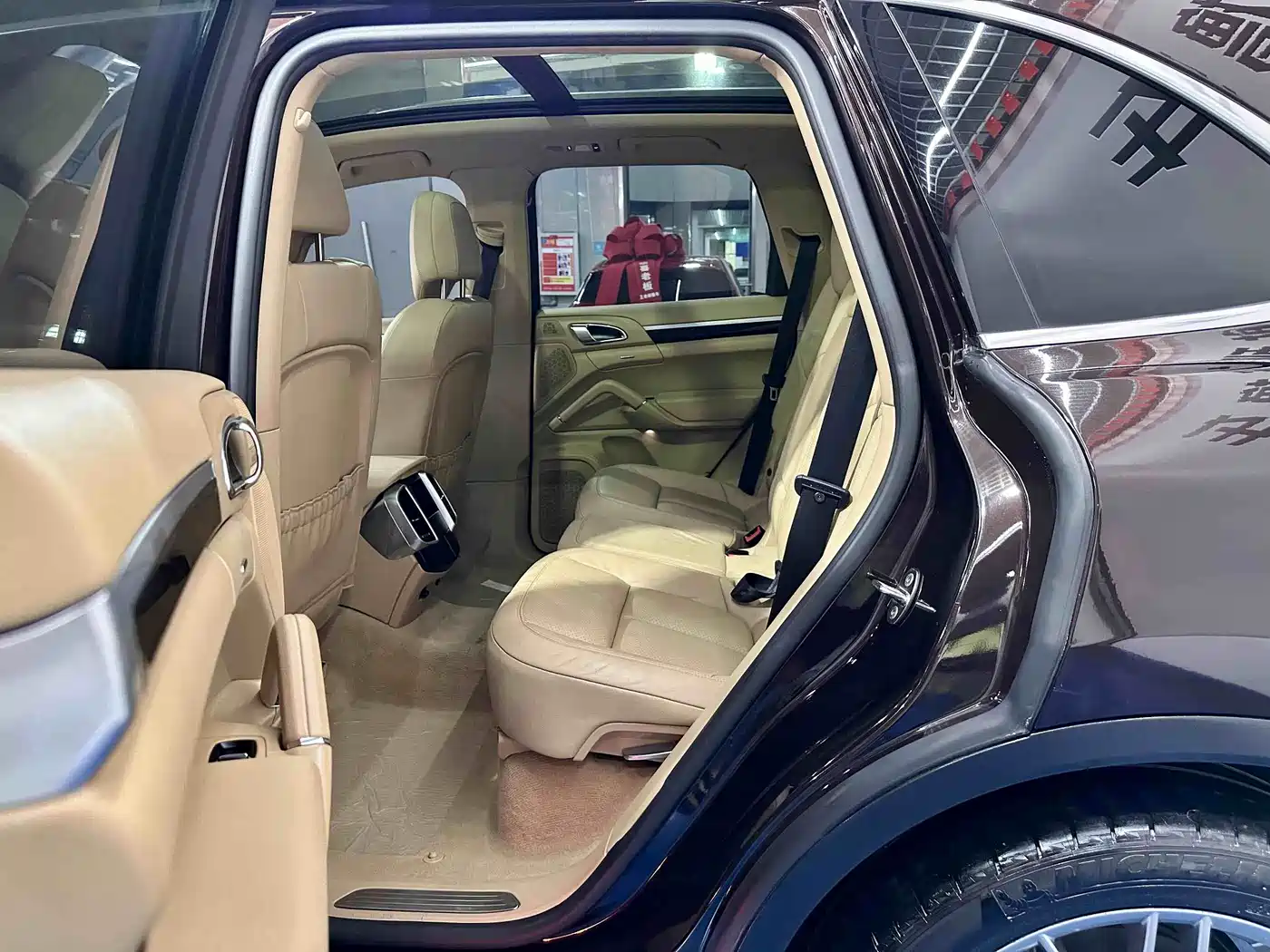 Фото 7 - Porsche Cayenne