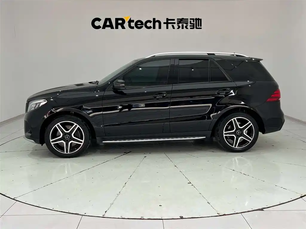 Mercedes-Benz GLE AMG 2017 AMG GLE 43 4MATIC фото 6