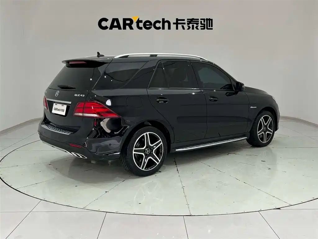 Mercedes-Benz GLE AMG 2017 AMG GLE 43 4MATIC фото 11