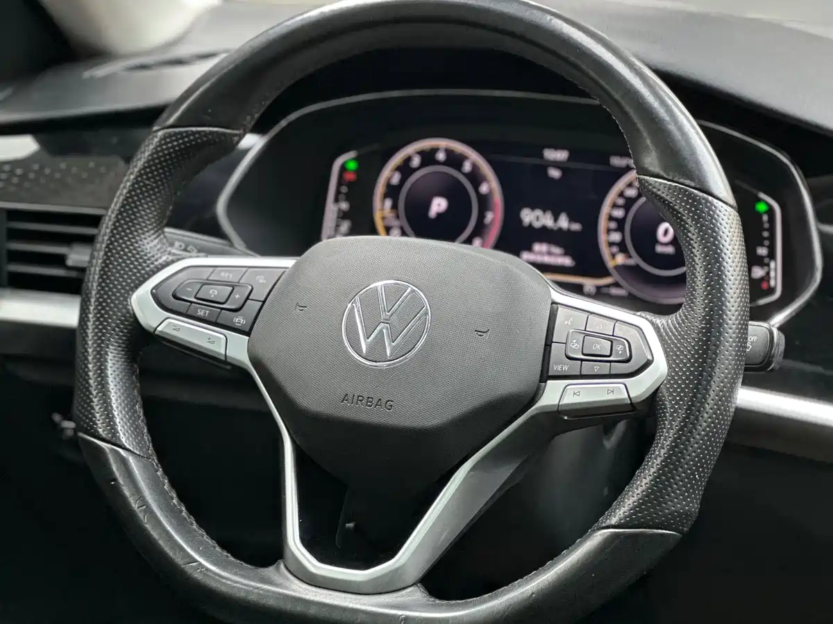 Volkswagen Passat 2022 330TSI Starlight Elite Edition фото 12