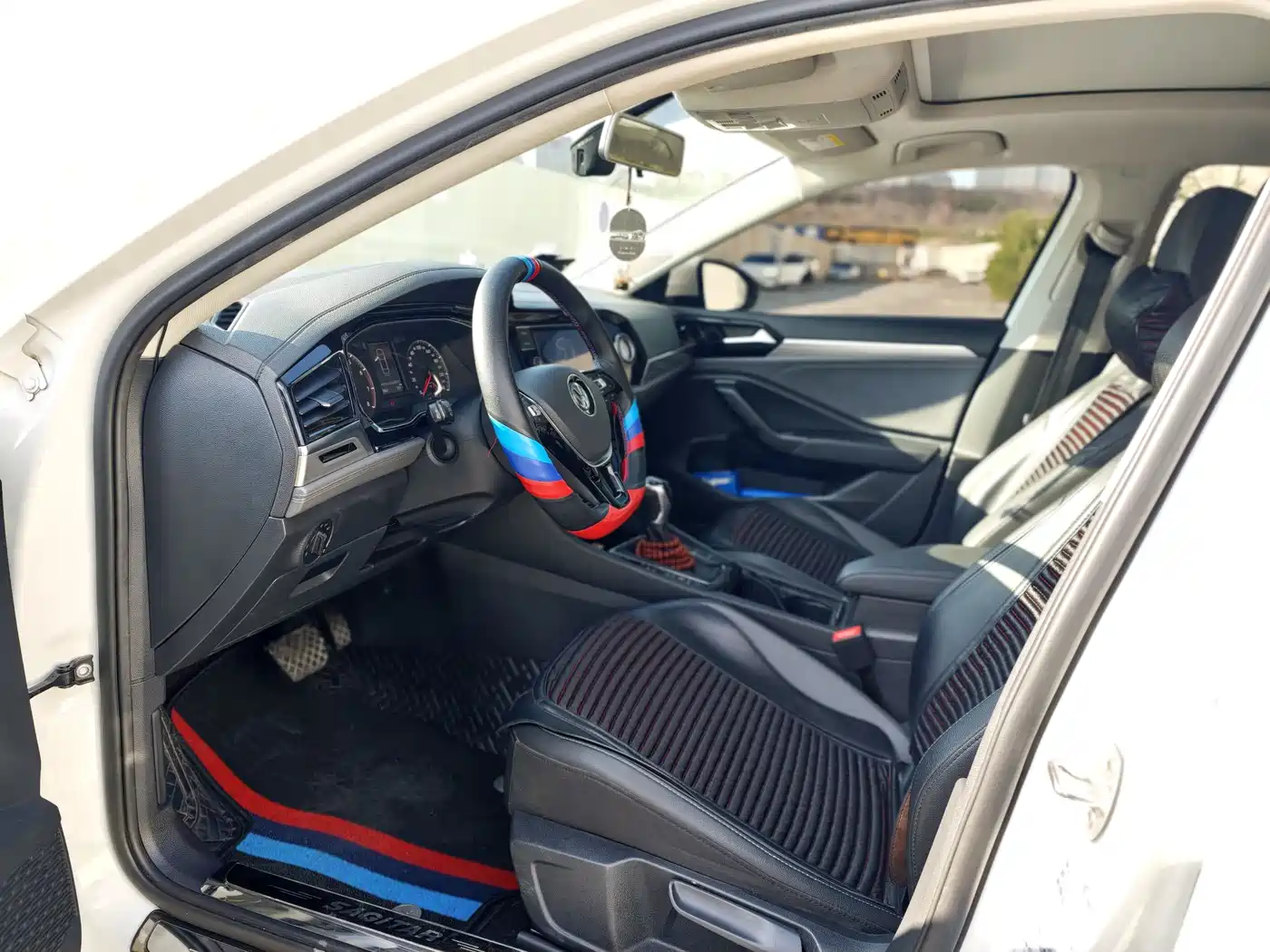 Volkswagen Sagitar 2019 200TSI DSG Comfort Edition China VI фото 7