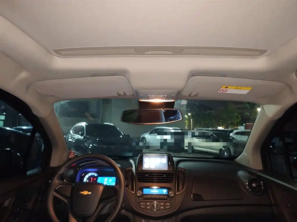 Фото 9 - Chevrolet Trax