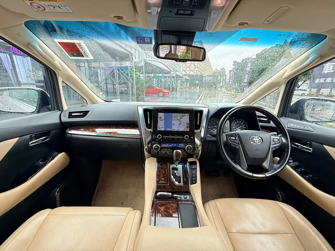 Toyota Alphard 2018 3.5L Luxury фото 11