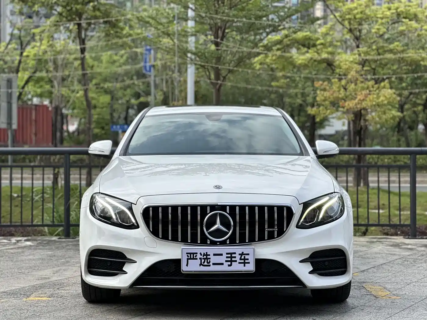 Mercedes-Benz E-Class 2018 Facelift E 200 L Sport фото 3