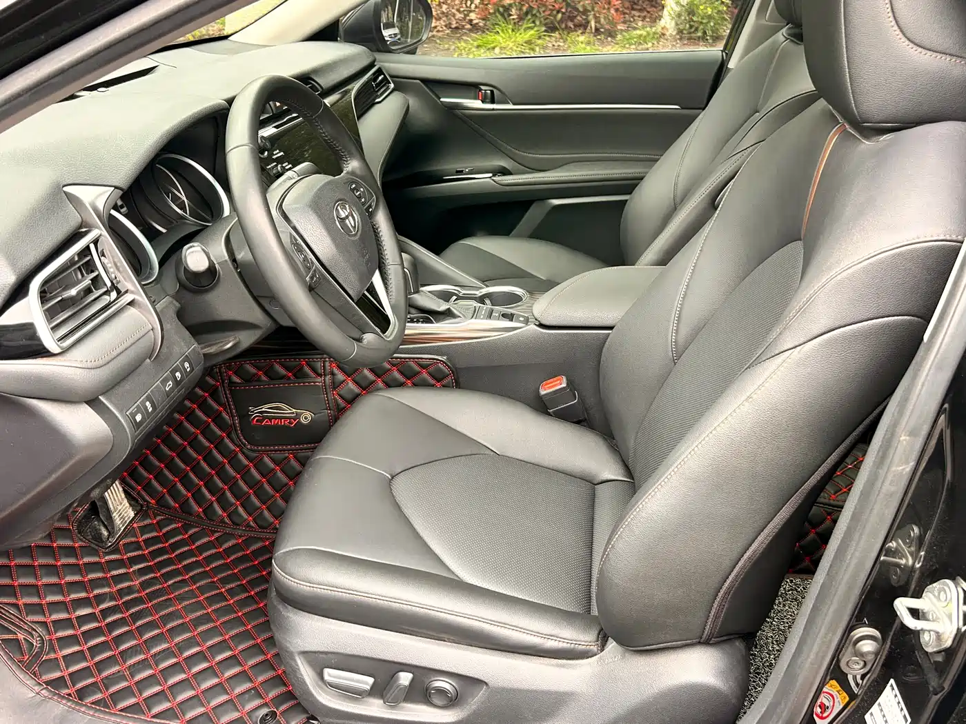 Toyota Camry 2018 2.5G Luxury Edition фото 8