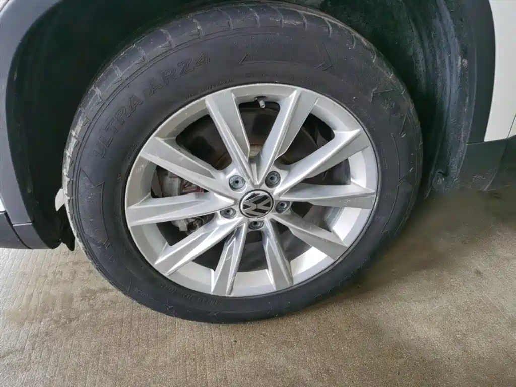Volkswagen Tiguan 2015 1.8TSI Automatic 2WD Comfortline фото 23