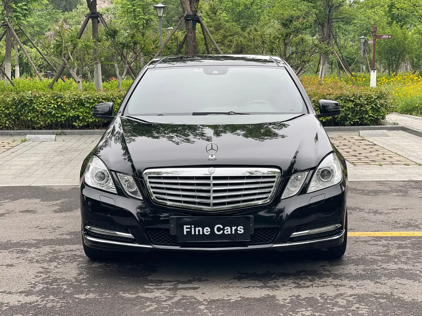 Mercedes-Benz E-Class 2013 Model E 260 L CGI Fashion фото 2