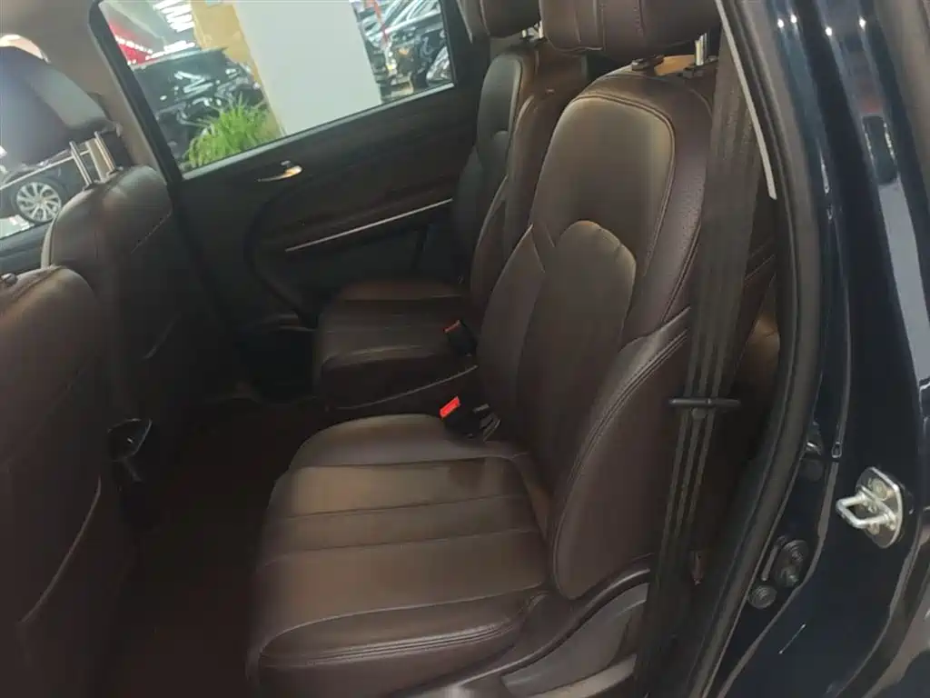 GAC Trumpchi Trumpchi M6 2019 270T DCT Luxury Edition (7-seater) (China VI) фото 17