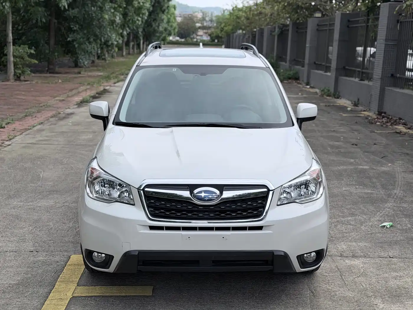 Subaru Forester 2014 2.5i Automatic Elite Edition фото 2
