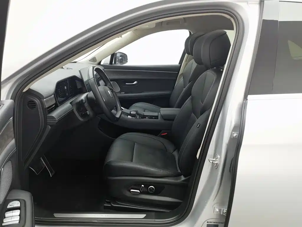 AITO Wenjie AITO M5 2022 Extended Range RWD Standard фото 10