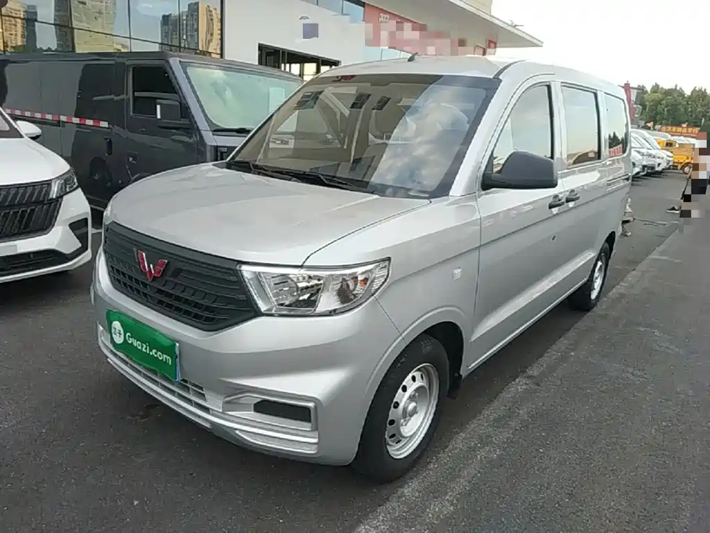 Wuling Motors Wuling Hongguang V 2025 2022 1.5L Power Take Edition Electric Power Steering LAR