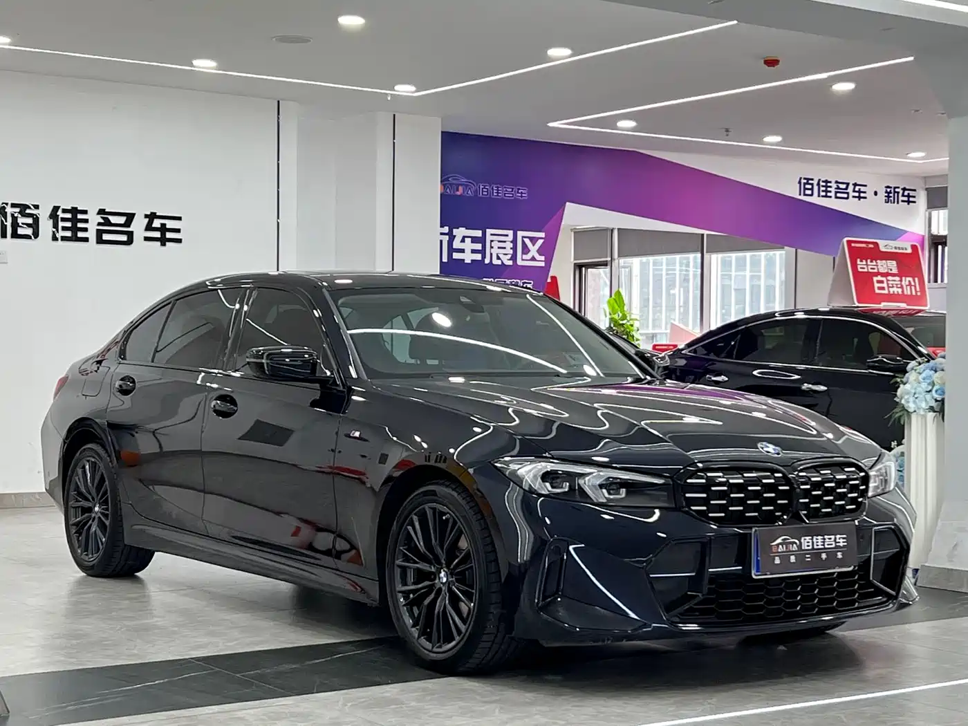 BMW 3 Series 2023 325Li M Sport Black Night Package фото 3