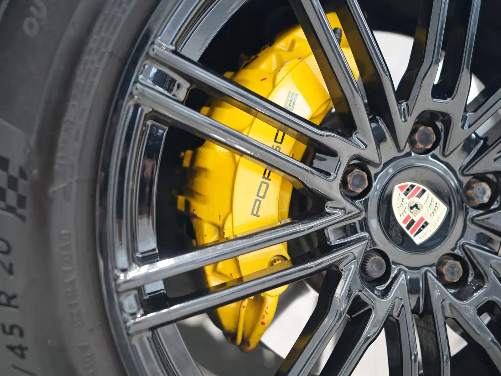 Photo 9 - Porsche Cayenne