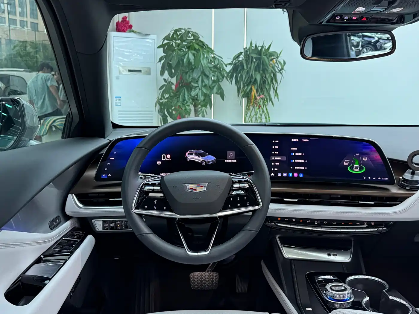 Cadillac GT4 2025 2023 25T Luxury Edition