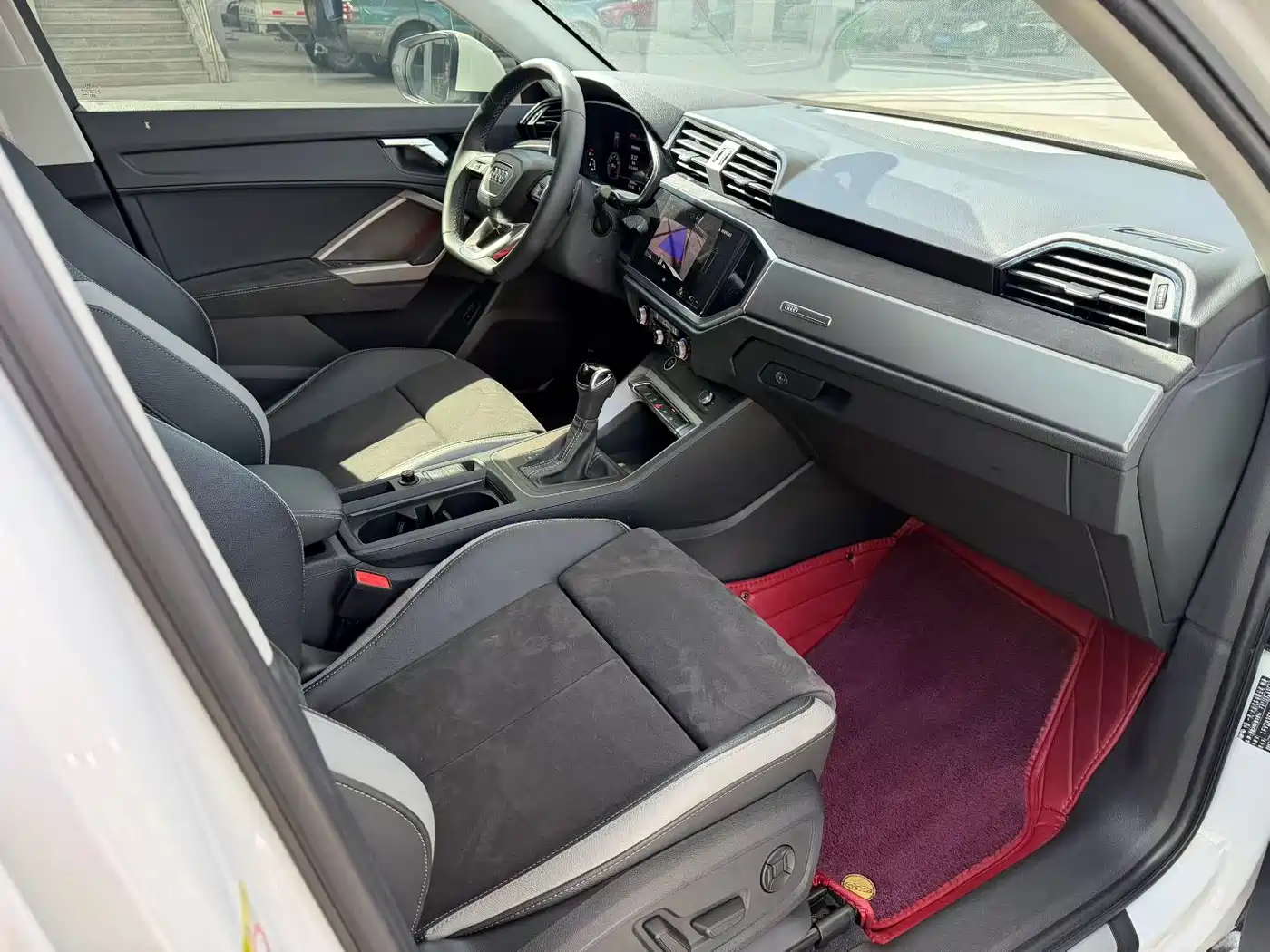 Audi Q3 2023 35 TFSI Fashion Dynamic Model (1.5T) фото 7