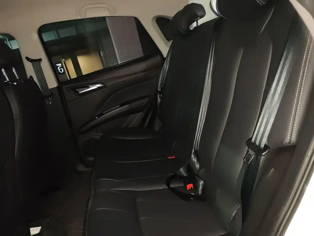 Nezha Auto Nezha V 2022 2021 Standard Range Entertainment Upgrade