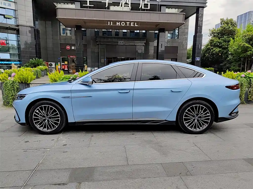 BYD HAN