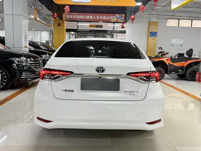 Toyota Corolla 2023 1.2T Elite Edition — фото 5