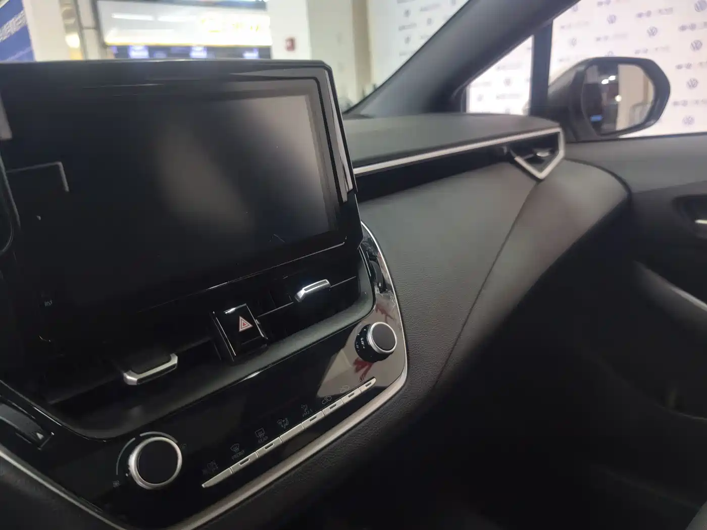 Toyota Levin 2022 185T CVT Sport Edition фото 8