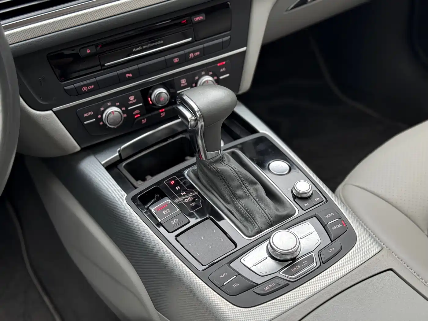 Audi A6L 2014 TFSI Standard фото 14
