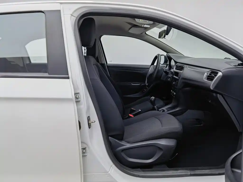 Citroën Elysee 2014 2014 1.6L Manual Fashion