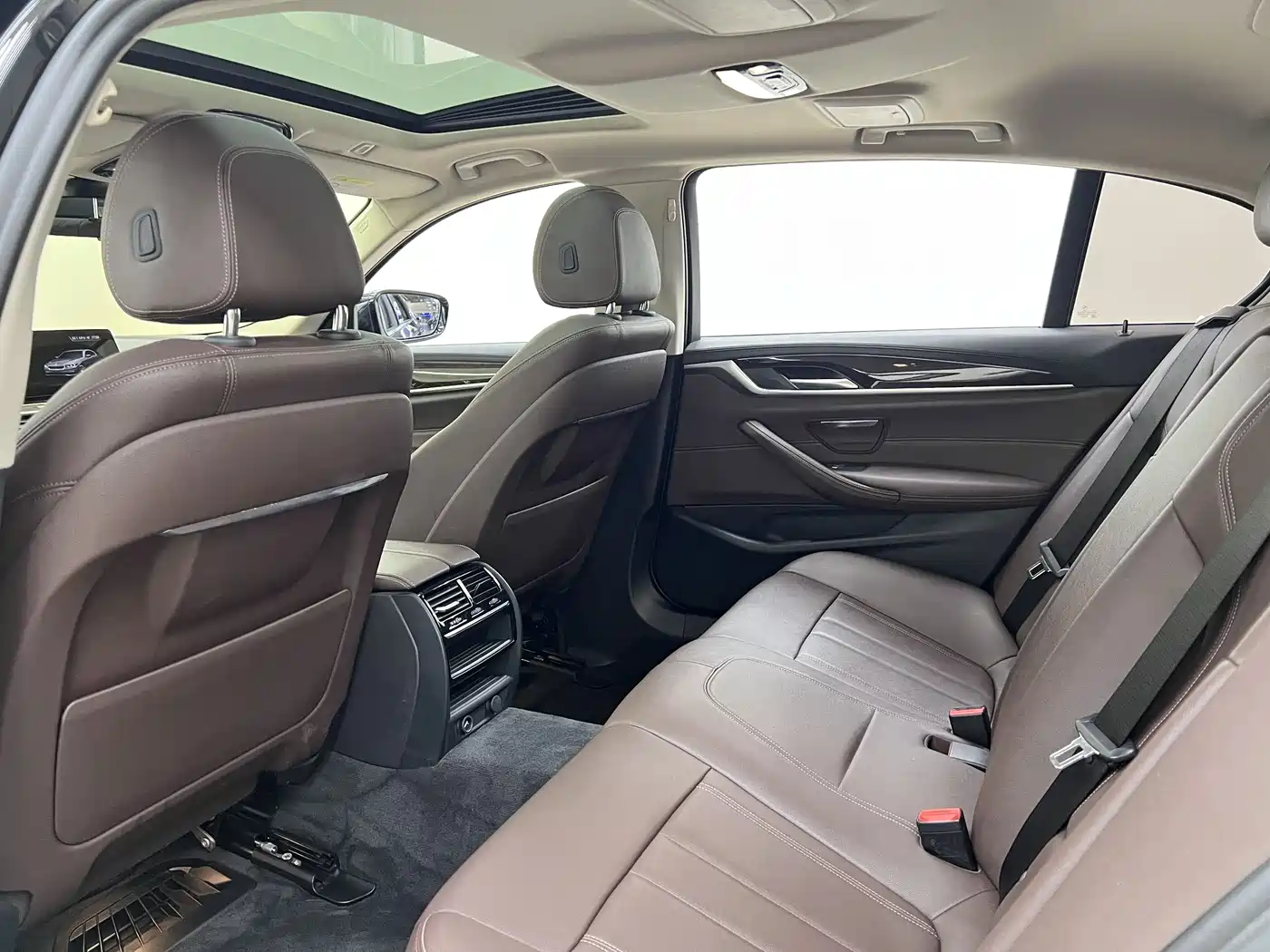 BMW 5 Series 2019 Facelift 525Li Luxury Package фото 16