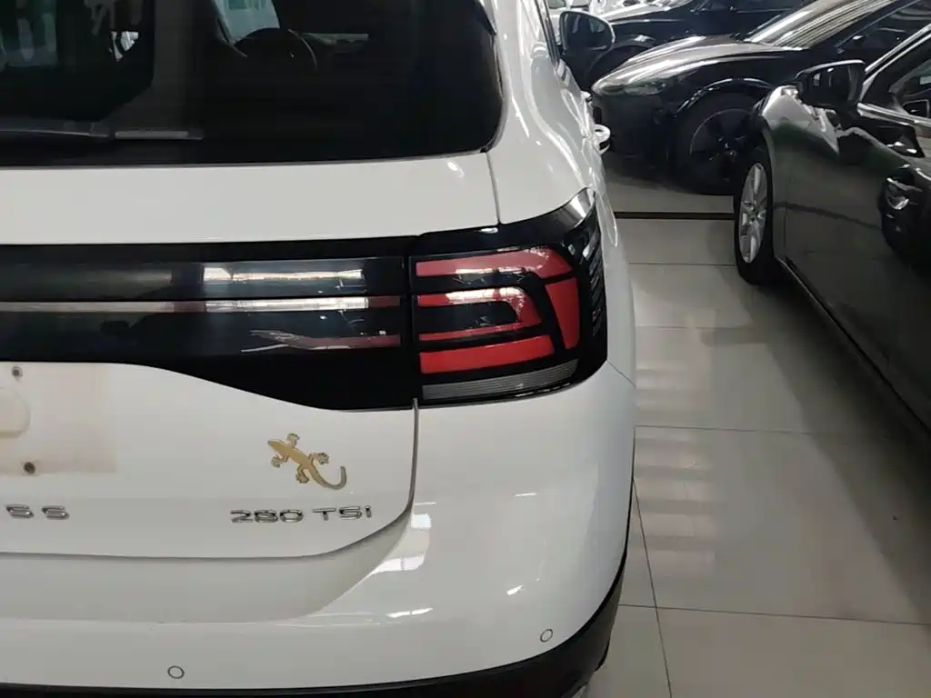 Фото 8 - Volkswagen T-Cross
