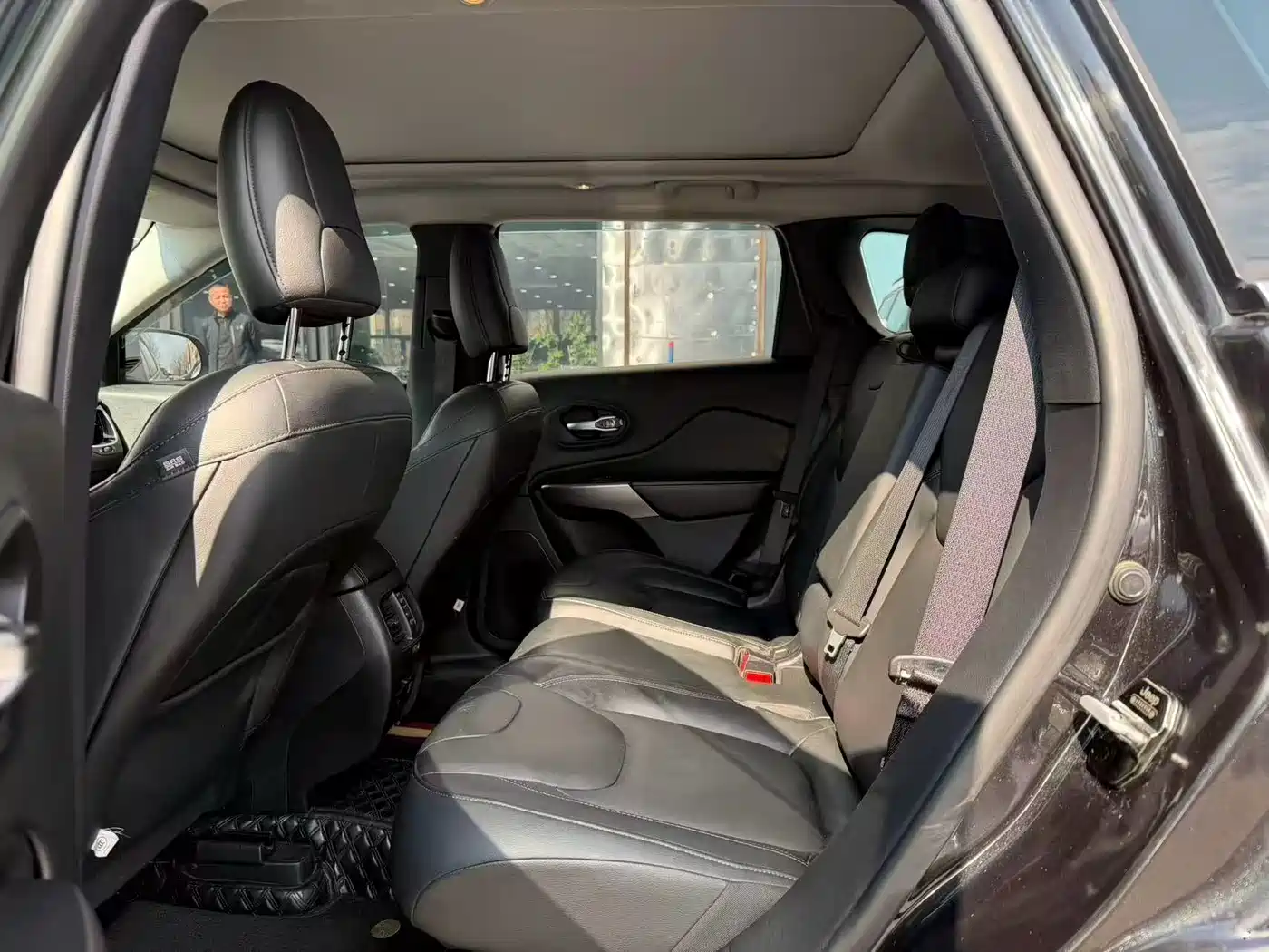 Jeep Cherokee 2019 2019 2.0T 4WD Adventure Edition China V