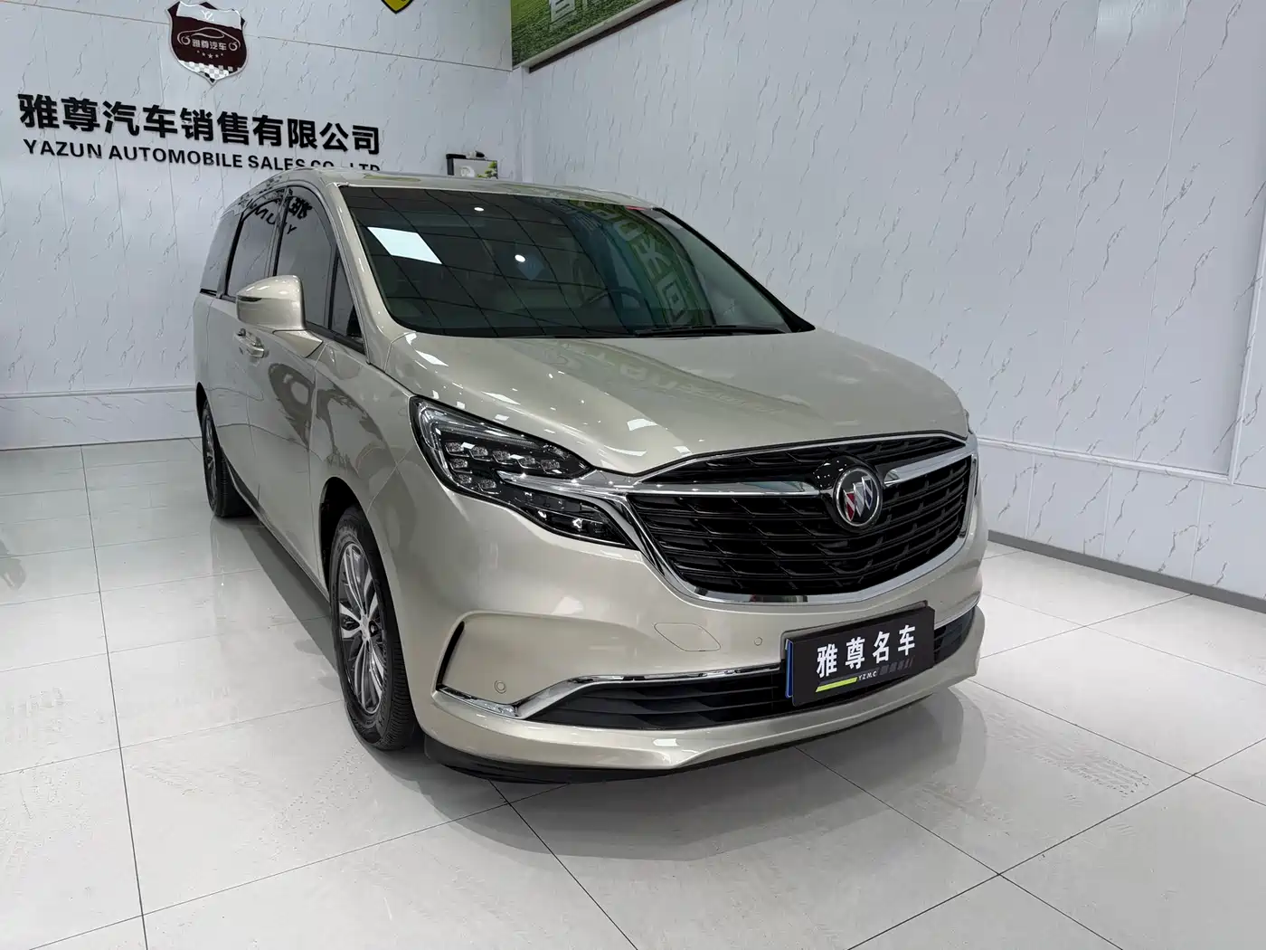 BUICK GL8