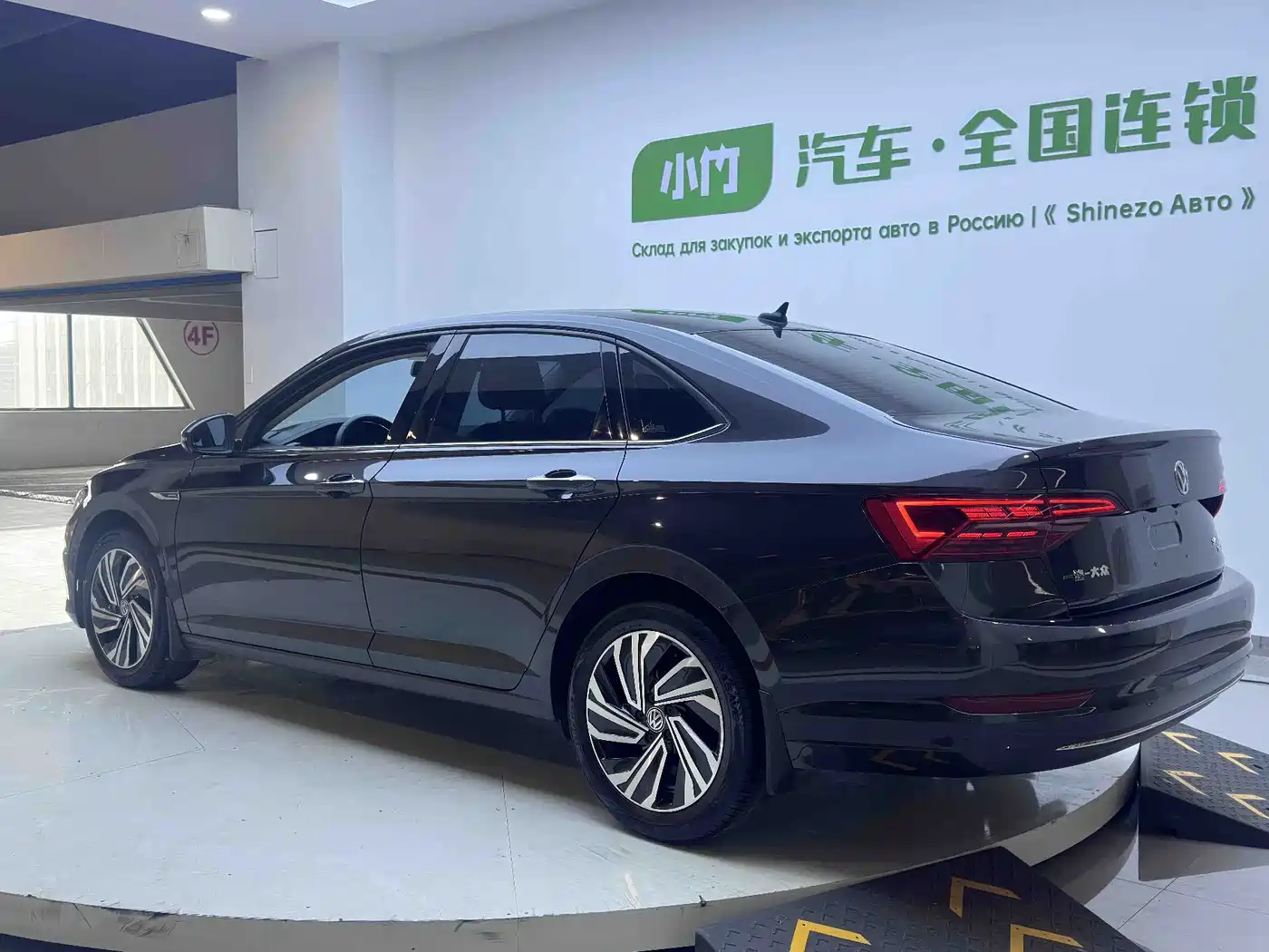 Volkswagen Sagitar 2022 280TSI DSG Surpassing Edition фото 4