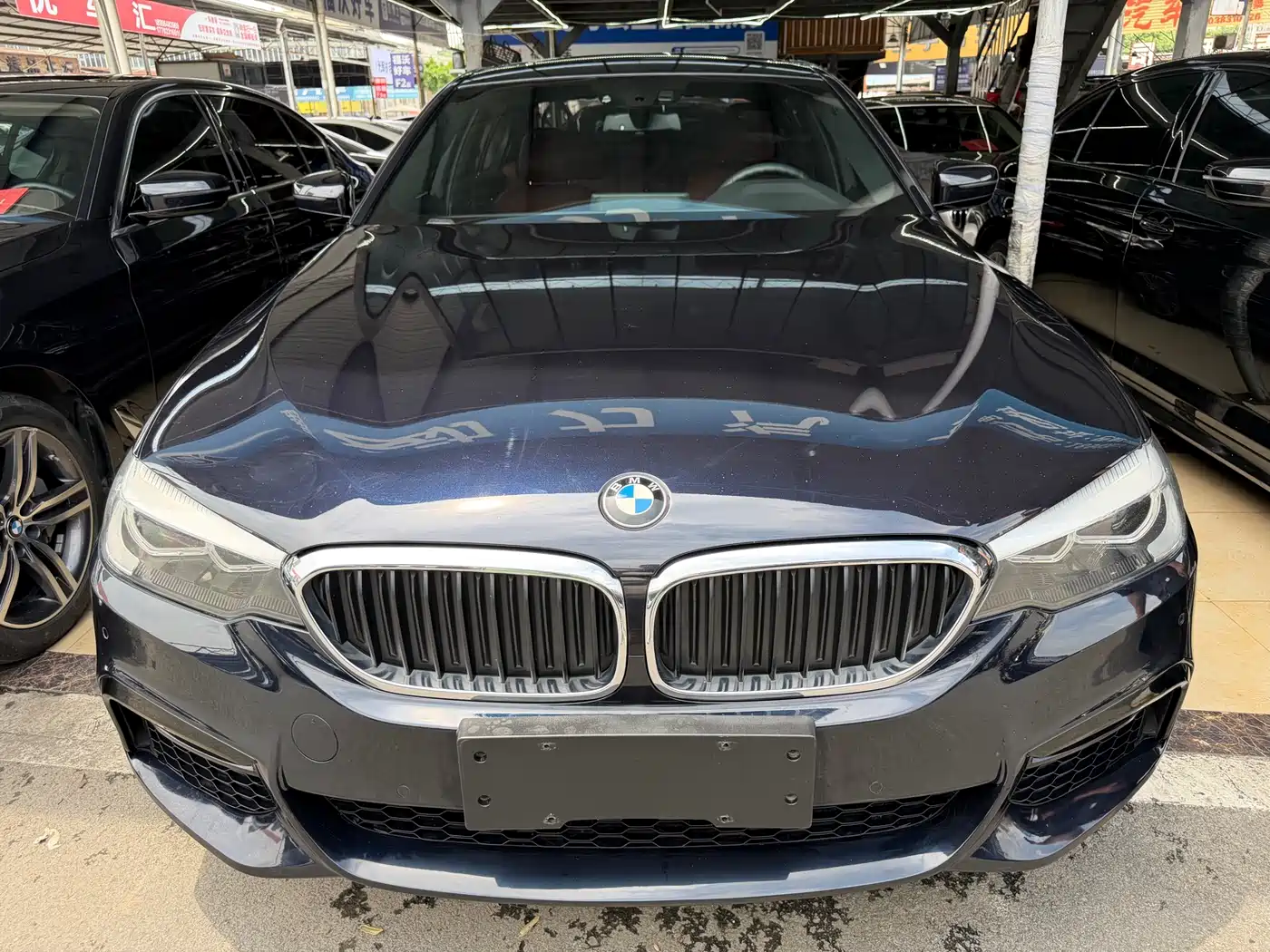 BMW 5 Series 2019 530Li Leading M Sport Package фото 2
