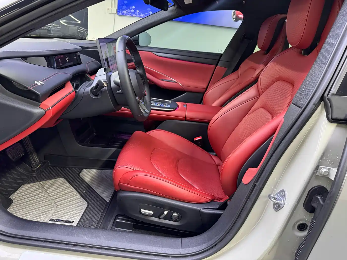 XIAOMI CAR XIAOMI SU7