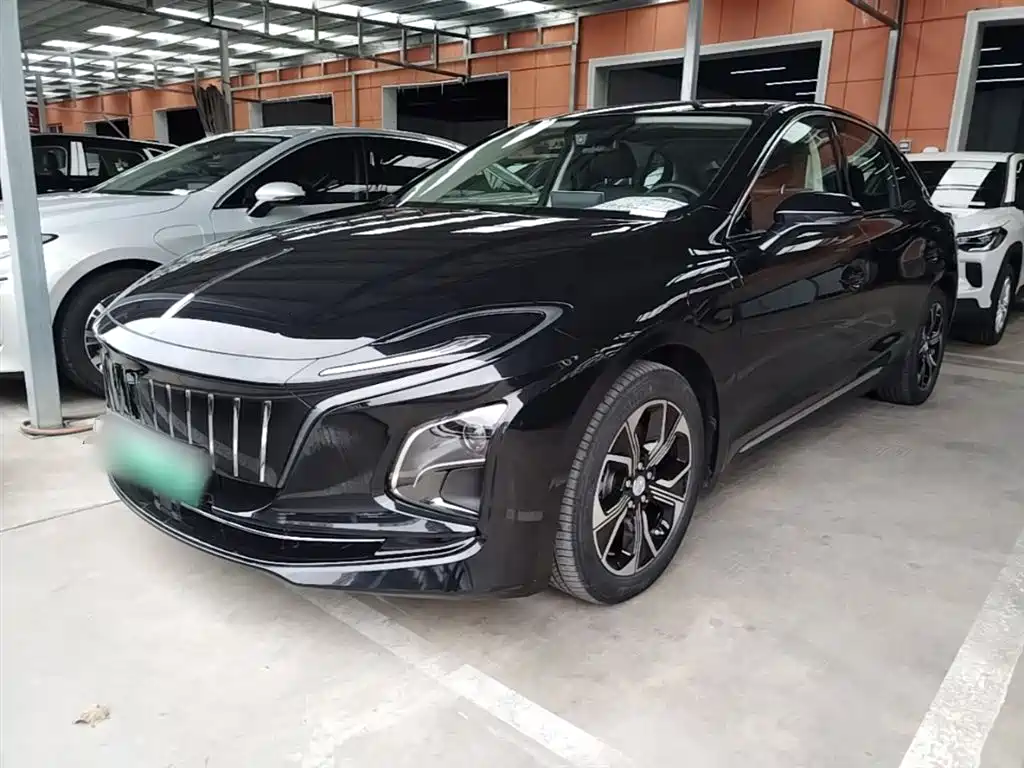 Hongqi E-QM5 2023 Facelift Basic Travel Edition