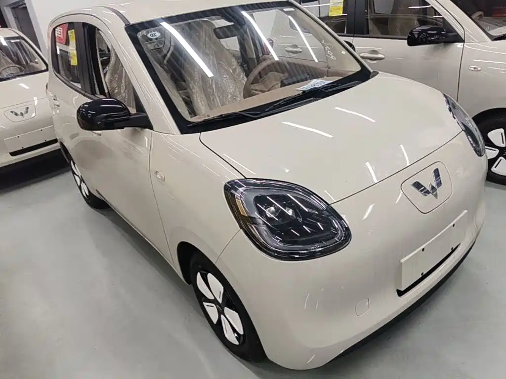 Wuling Motors Hongguang MINIEV 2026 2025 4-Door Advanced