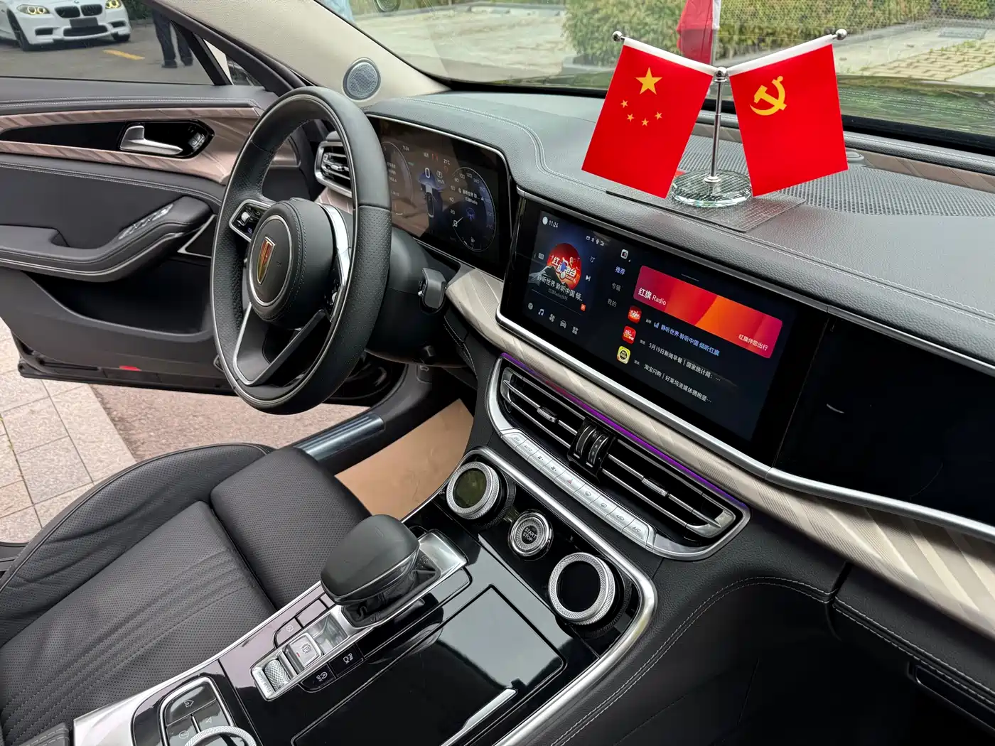 Hongqi H9 2020 2.0T Smart Connection Qi Xiang Edition фото 12