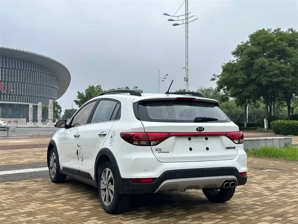 Kia KX CROSS 2017 1.4L AT GLS фото 6
