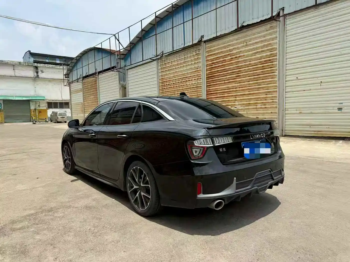 Lynk & Co 03 2020 1.5TD DCT Power Pro Edition фото 4