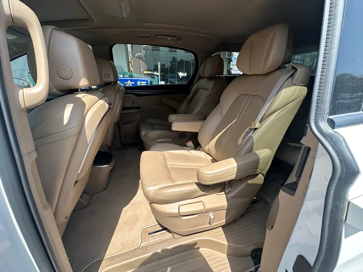 Buick GL8 2021 ES Landlord 653T Premium фото 8