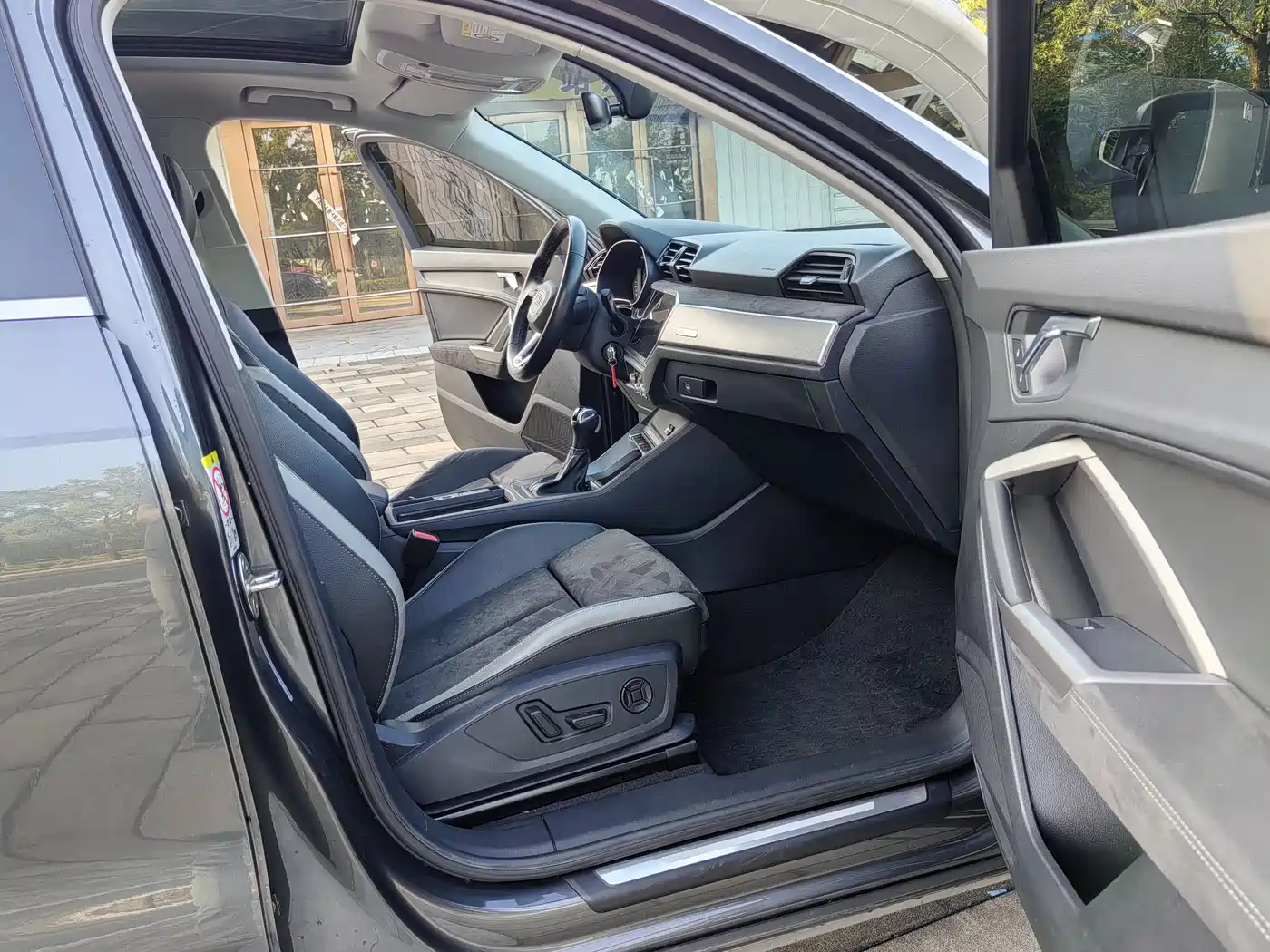 Audi Q3 2022 35 TFSI Progressive Dynamic фото 14