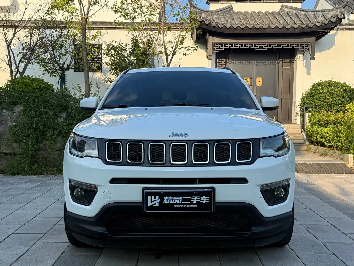Фото 2 - Jeep Compass
