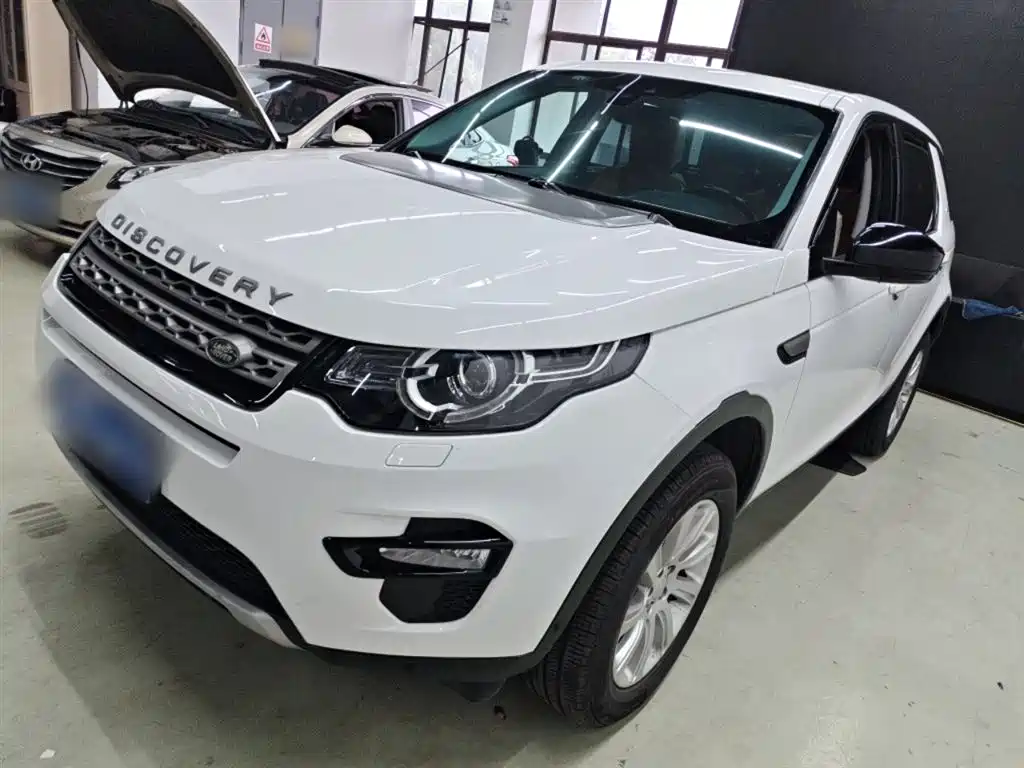 Land Rover Discovery Sport 2019 240PS PURE Edition China VI фото 2