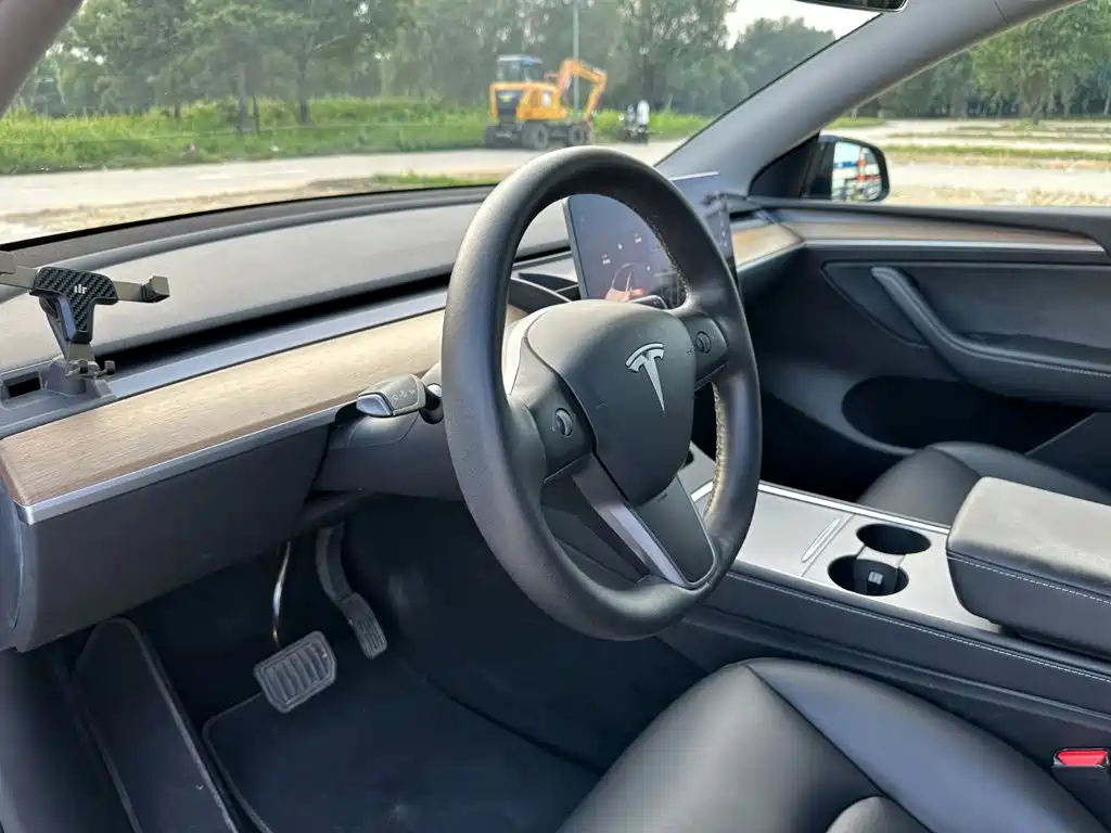 Tesla Model Y 2021 2021 Standard Range Rear-Wheel Drive