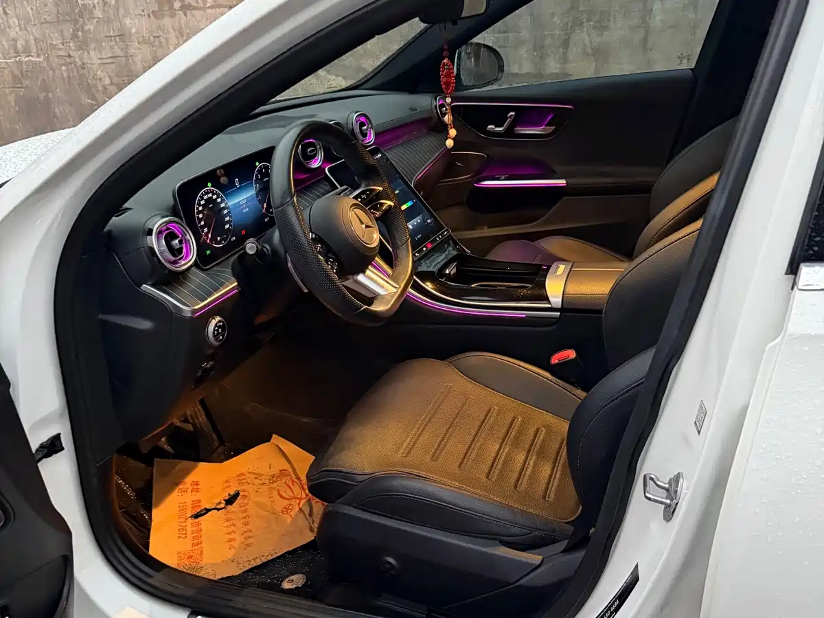 Фото 7 - Mercedes-Benz C-Class