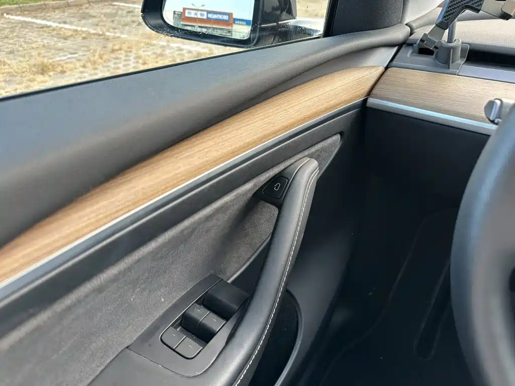 Tesla Model Y 2021 2021 Standard Range Rear-Wheel Drive