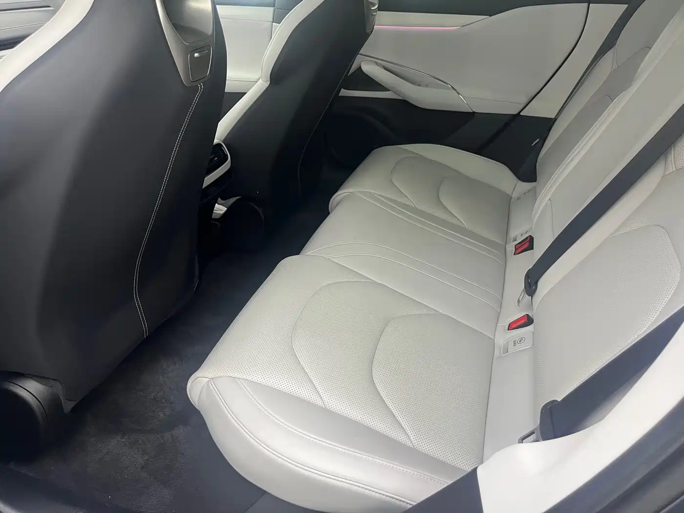 Xiaomi Auto Xiaomi SU7 2024 RWD Standard Founder's Edition фото 8