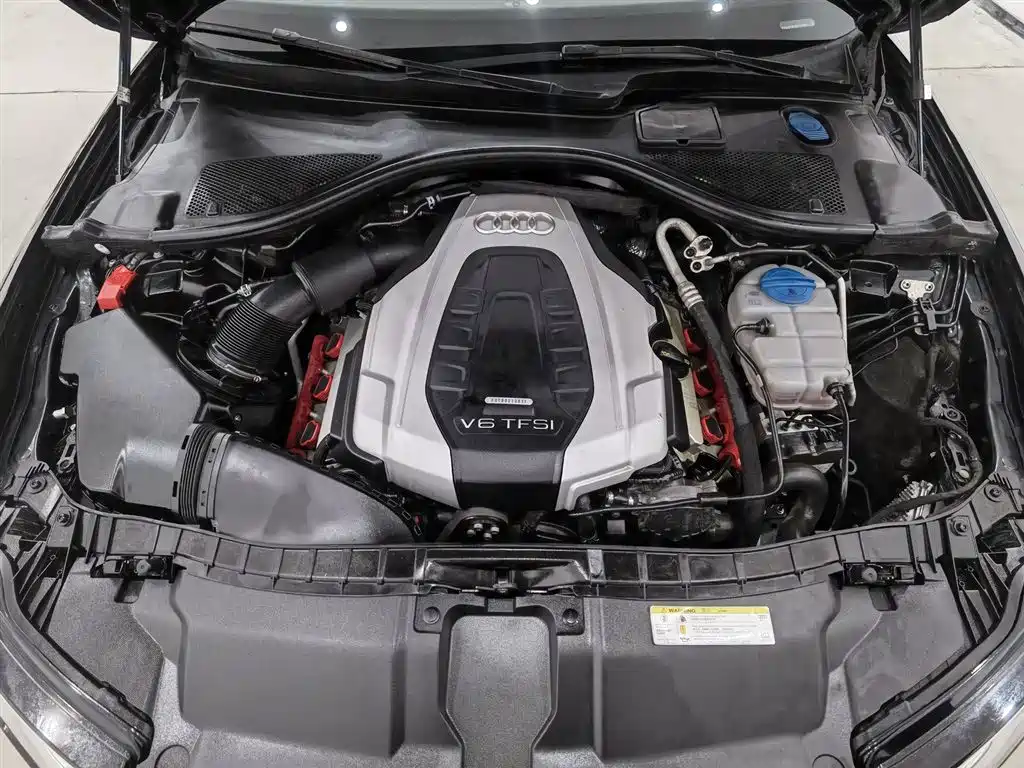 Audi A6L 2018 30th Anniversary 45 TFSI quattro Sport фото 6