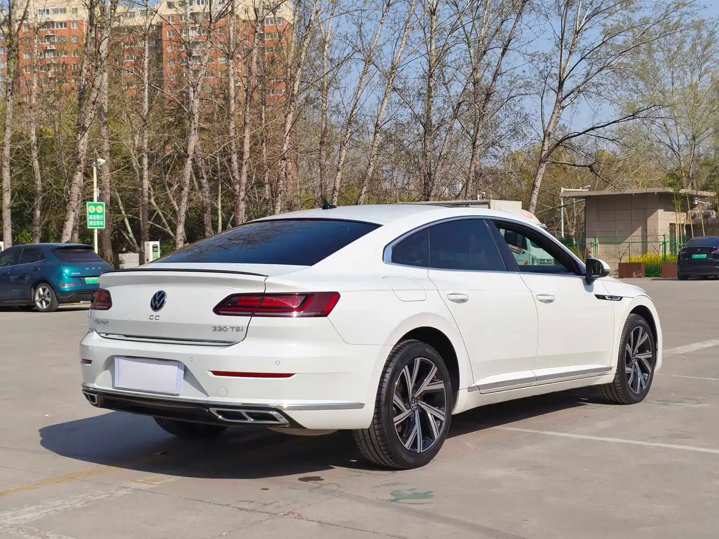 Volkswagen FAW-Volkswagen CC 2024 330TSI Dazzling Edition фото 15