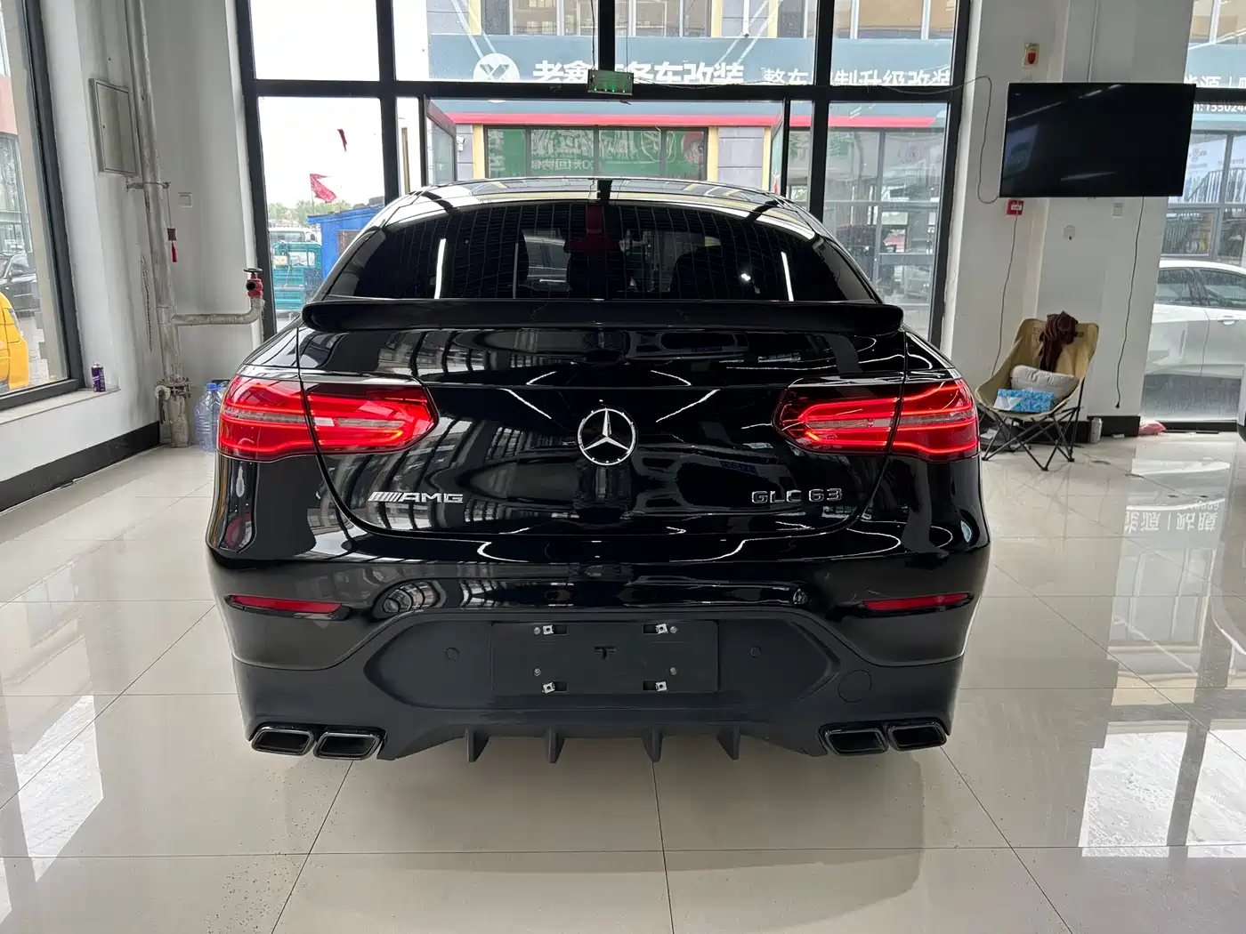 Mercedes-Benz GLC Coupe AMG 2018 AMG GLC 63 4MATIC+ Coupe SUV фото 6