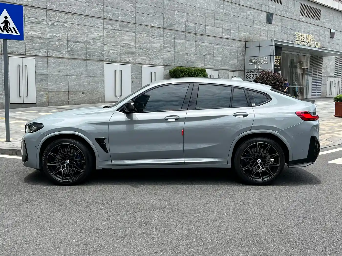 BMW X4 M 2022 X4 M Competition фото 3