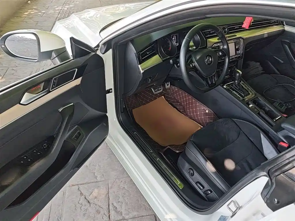 Volkswagen FAW-Volkswagen CC 2019 330TSI Elegance Edition China VI фото 16